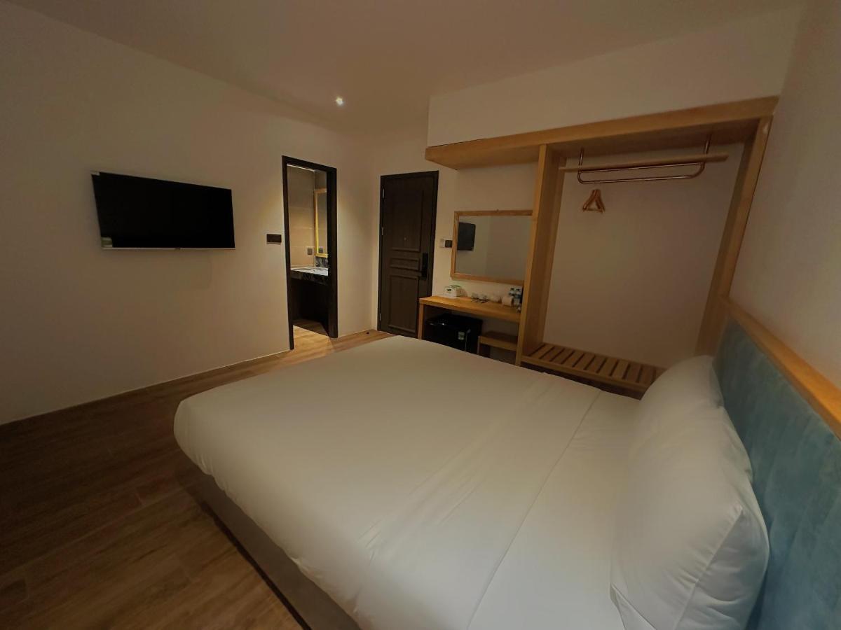 Haven Hut Hotel Ho Chi Minh City Exterior photo